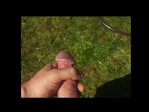 ❤️ Hot hottie si fa scopare la figa rosa e sborra con uno squirt in un giardino estivo ☑ Super pornoal it.xxxtun.ru ❌️❤
